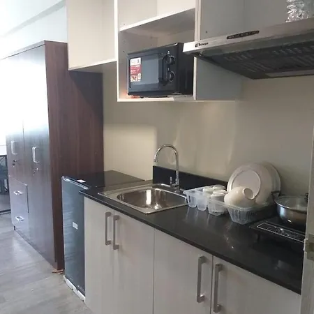 Metrostay Studio Legarda